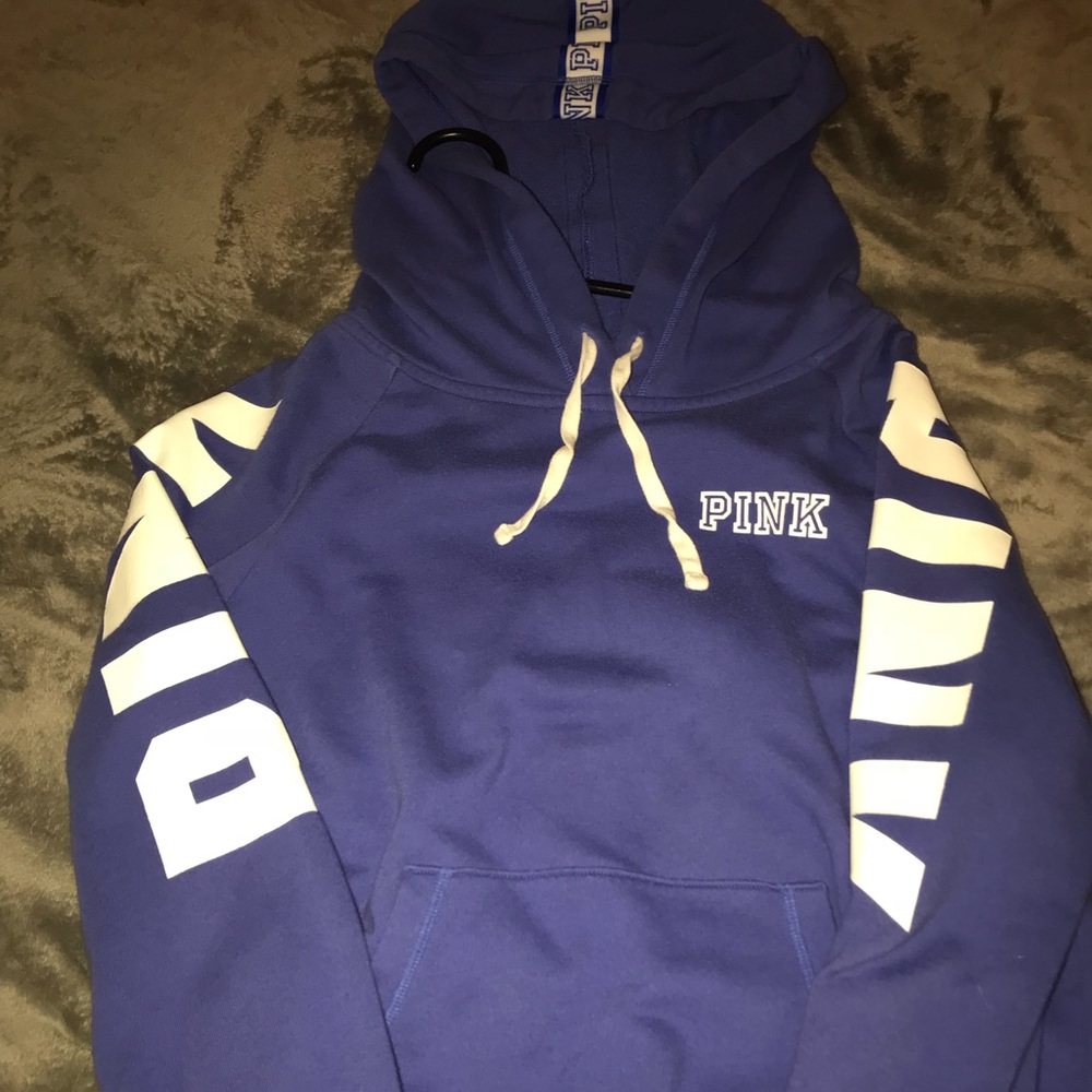 Pink• blue sweatshirt!!